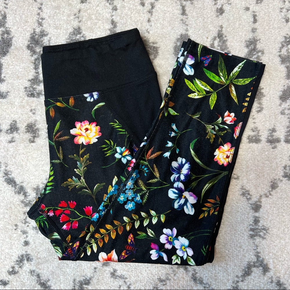 Betsey Johnson Performance Floral Leggings